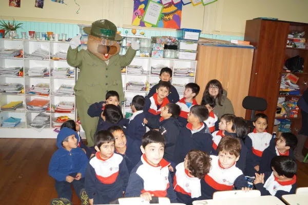 Visita de funcionarios guarda parques de la CONAF