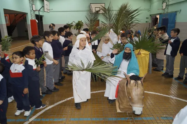 Cuando Jesús entra en Jerusalén
